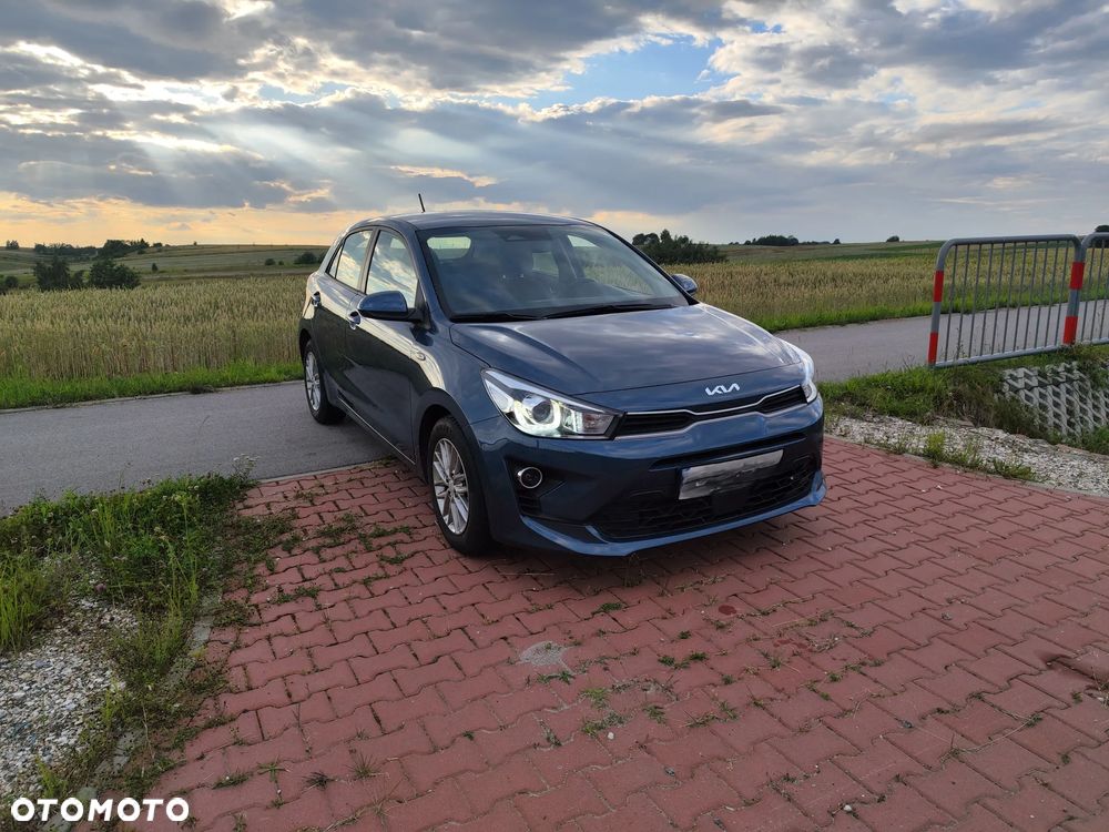 Kia Rio - 1