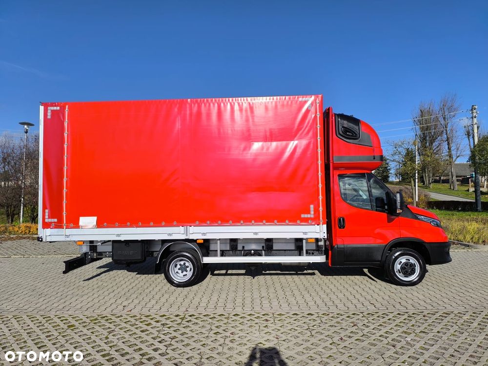 Iveco Daily 50C18 Plandeka, 12 Palet, Sypialnia, Firana+Drzwi z tyłu. - 4
