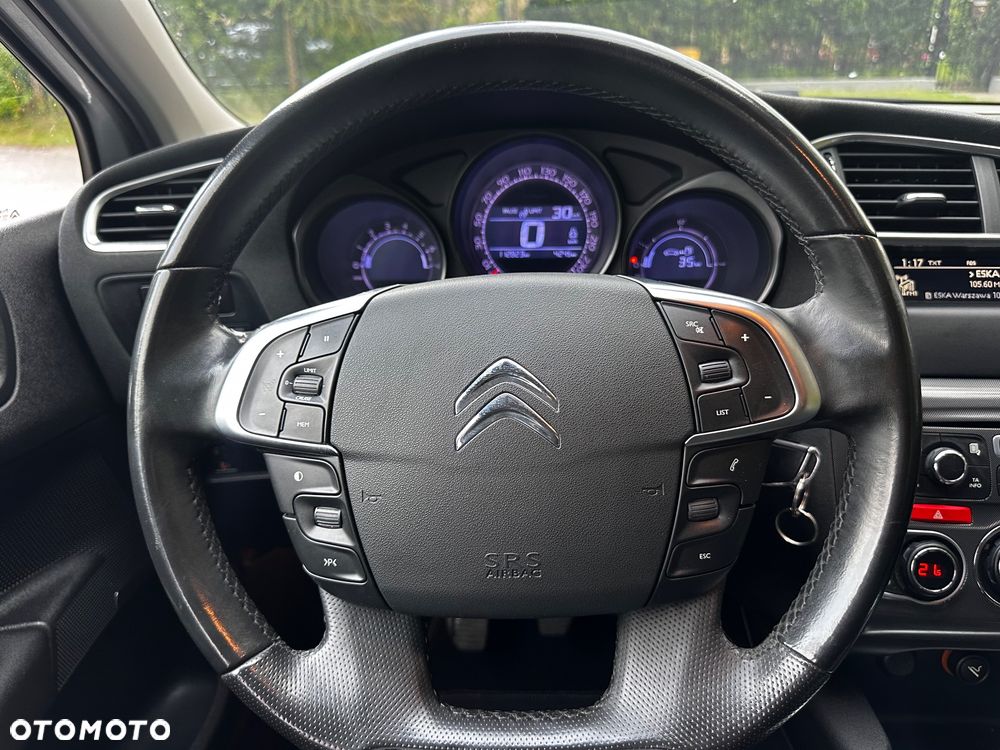 Citroën C4 VTi 120 Exclusive - 33