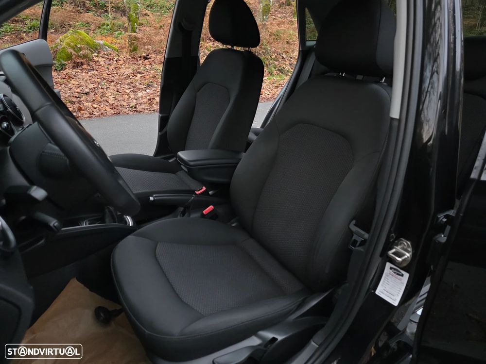 Audi A1 Sportback 1.6 TDI S-line - 28