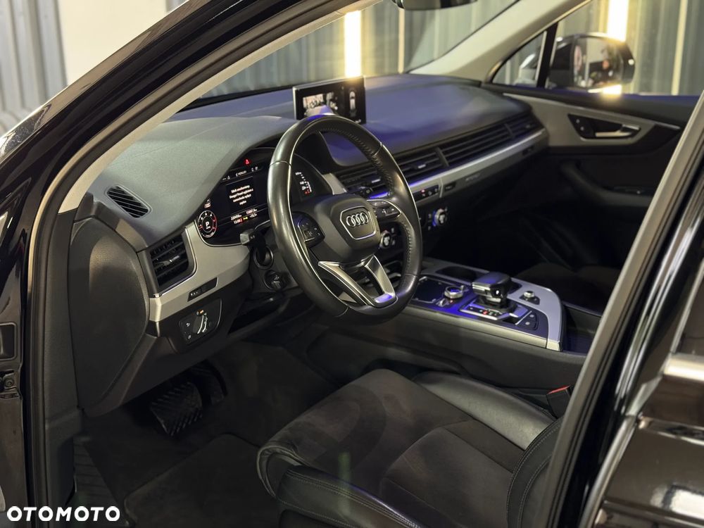Audi Q7 - 6