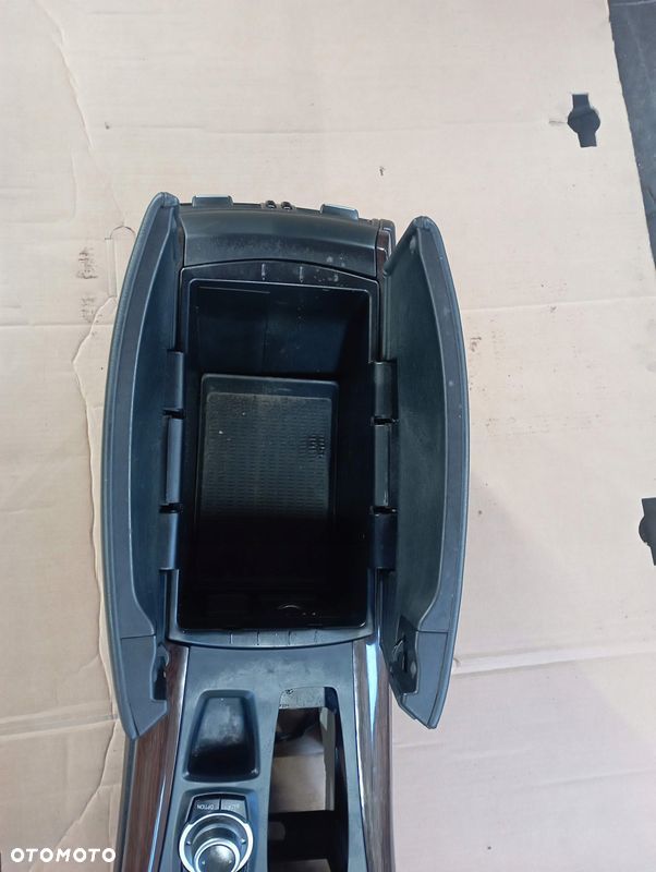 BMW X5 E70 TUNEL ŚRODKOWY PODŁOKIETNIK SKÓRA EUROPA - 5