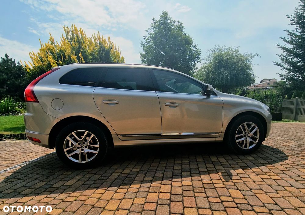 Volvo XC 60 D4 Geartronic Summum - 6