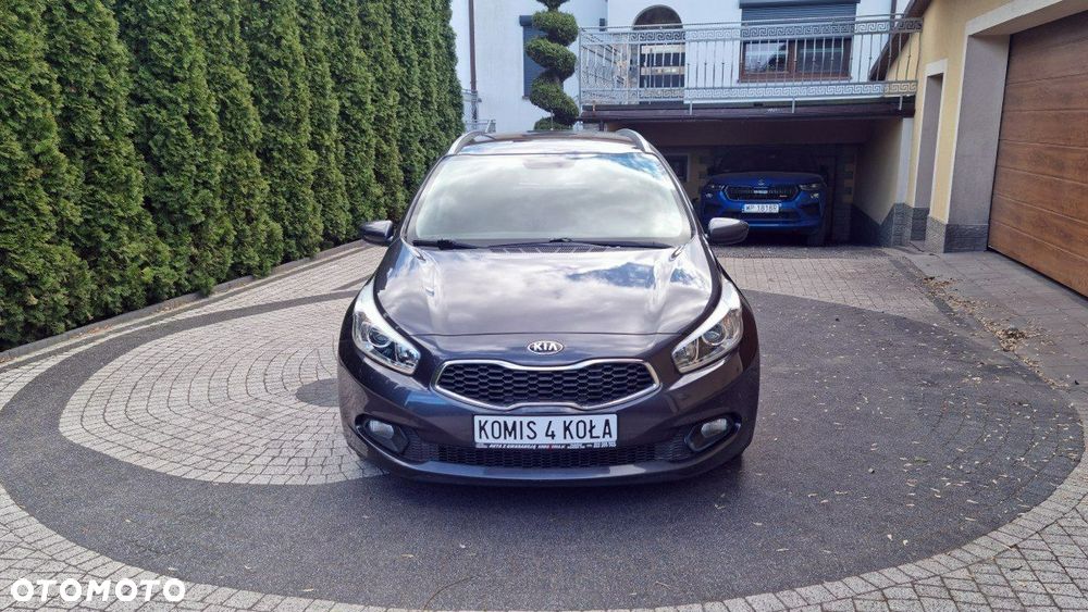 Kia Ceed - 7