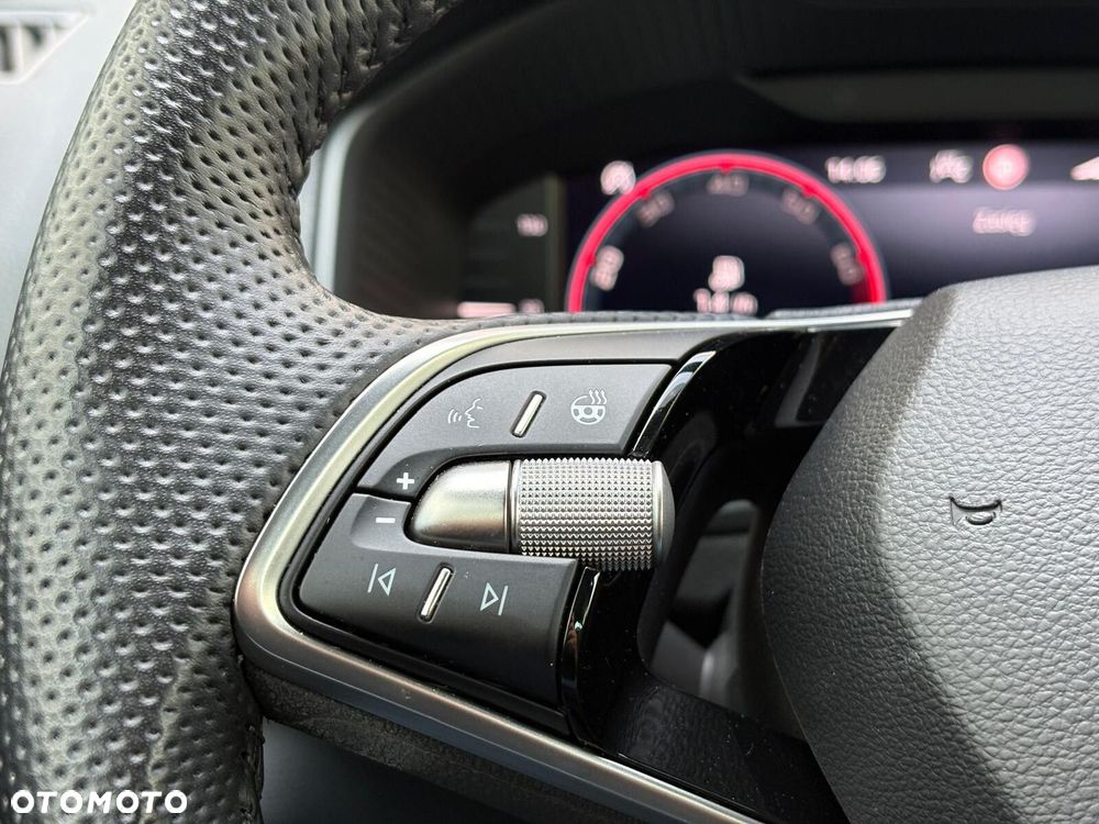 Skoda Karoq 1.5 TSI ACT Sportline DSG - 37
