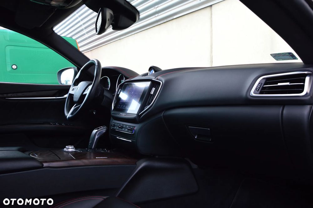 Maserati Ghibli Automatik - 18
