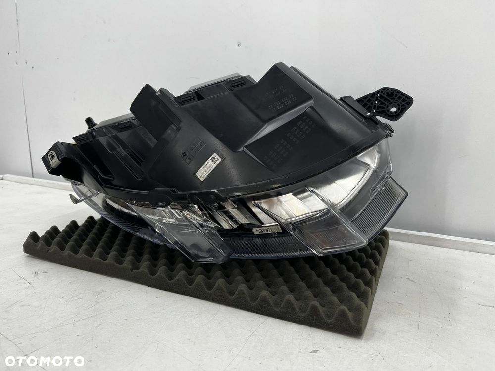 Lampa reflektor Citroen Jumpy SpaceTourer Scudo Ulysse Vivaro C Zafira Life 16-23r. lewa przednia Eu - 16