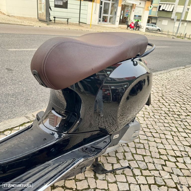 Vespa Primavera 125 - 26