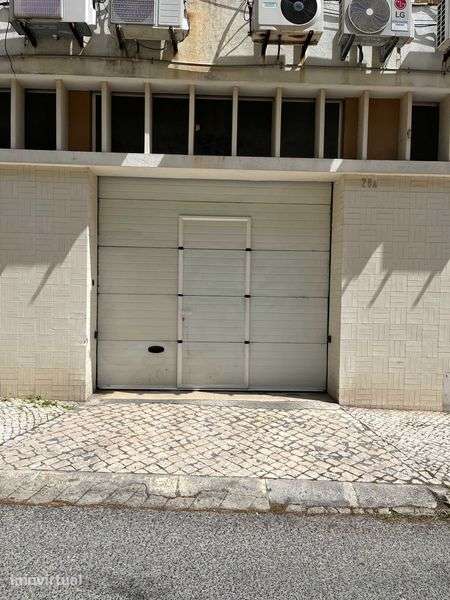 Garagem Lisboa - Rua do Arco do Carvalhão - Grande imagem: 5/5