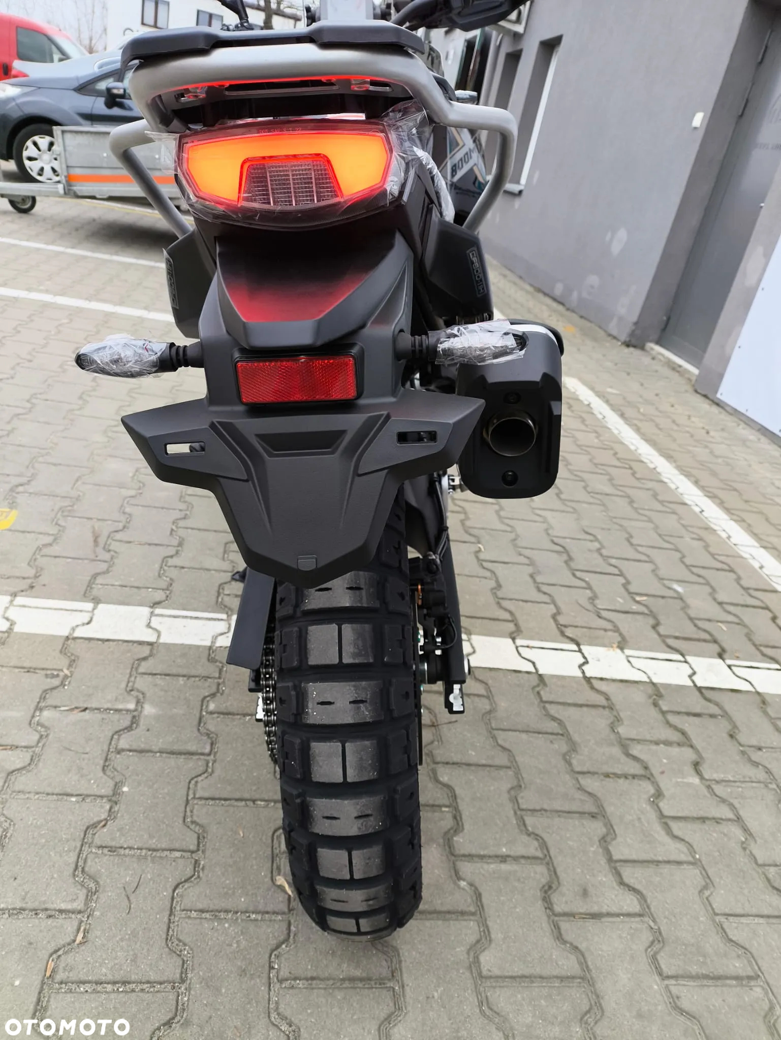CFMoto MT-X - 15