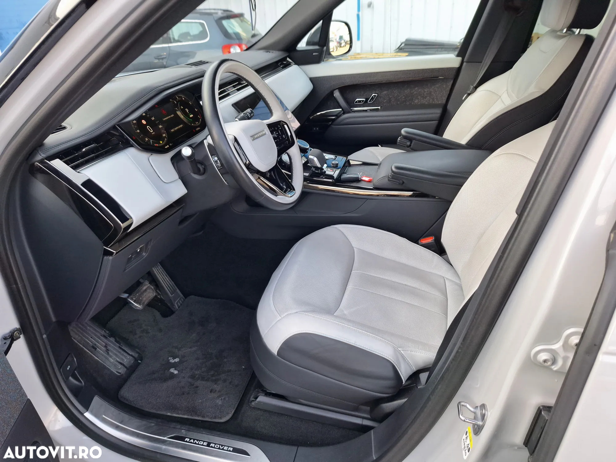 Land Rover Range Rover Sport - 10