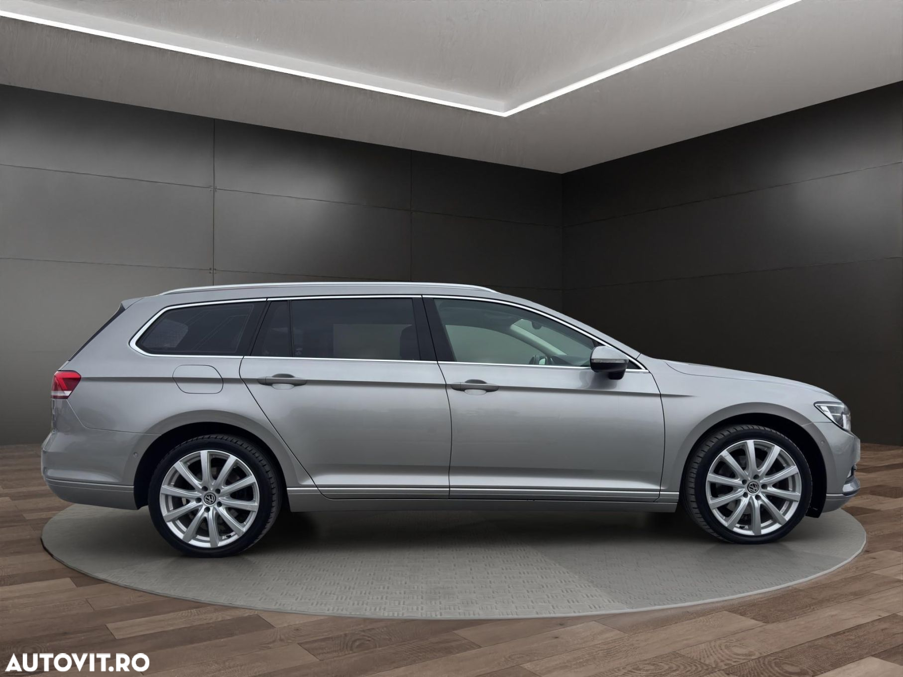 Volkswagen Passat - 17