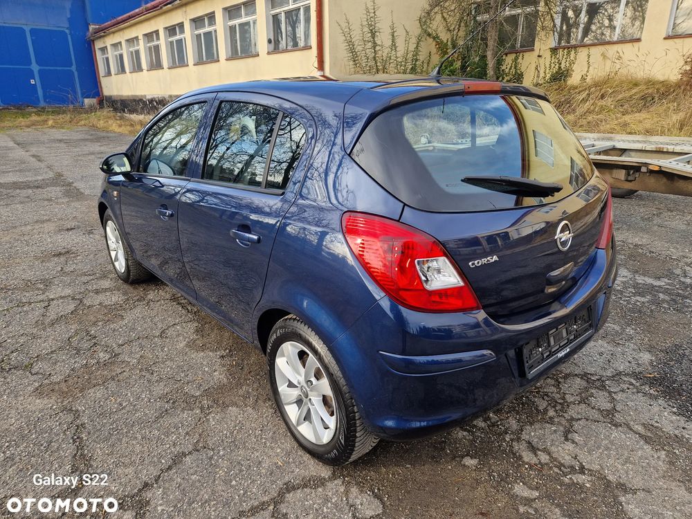 Opel Corsa 1.4 16V Active - 9