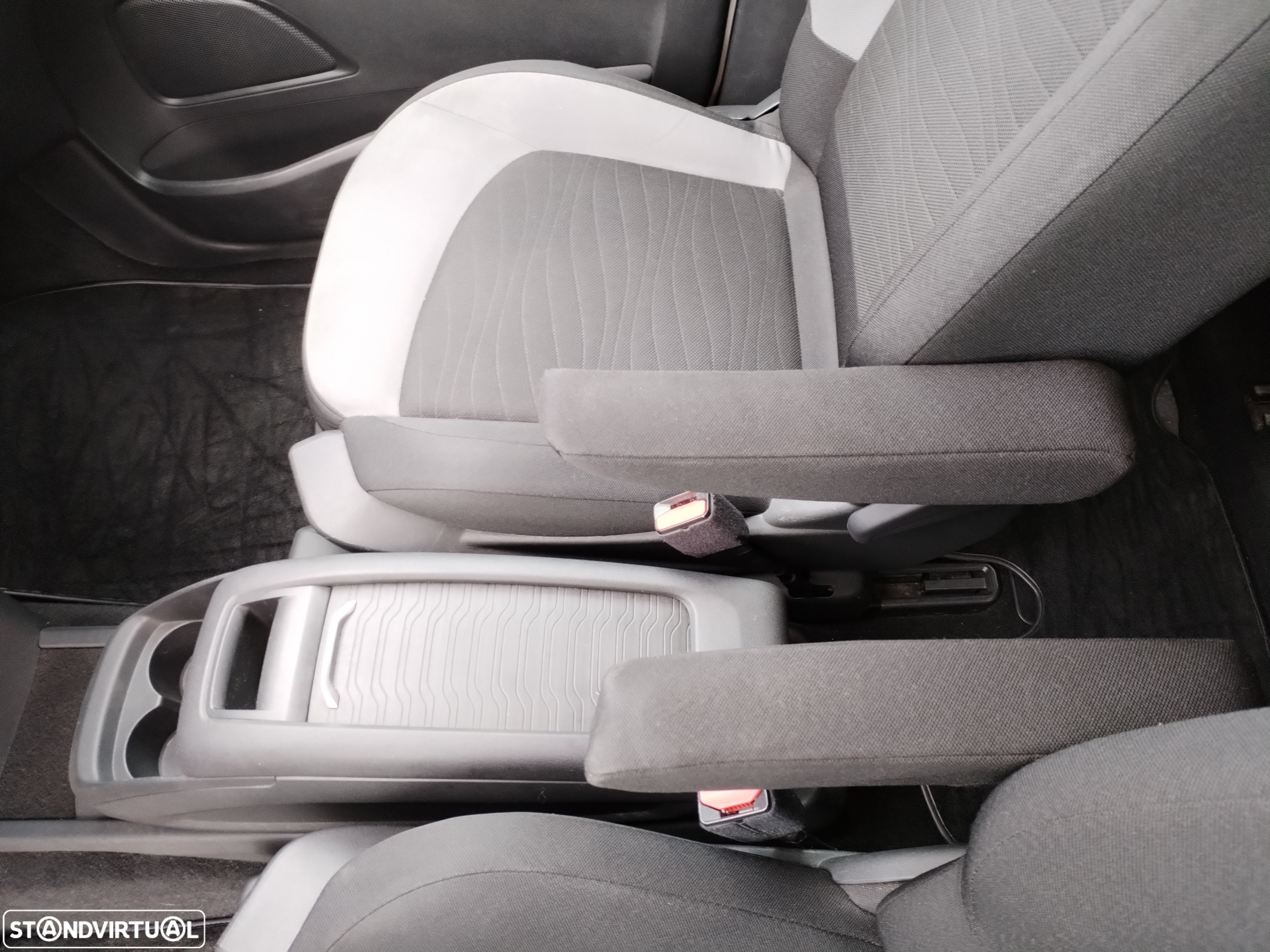 Citroën C4 Picasso 1.6 HDi Attraction ETG6 - 16