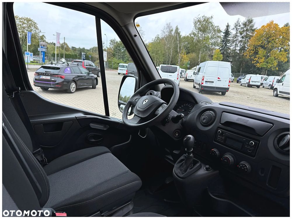 Renault Master L2H2 - 24