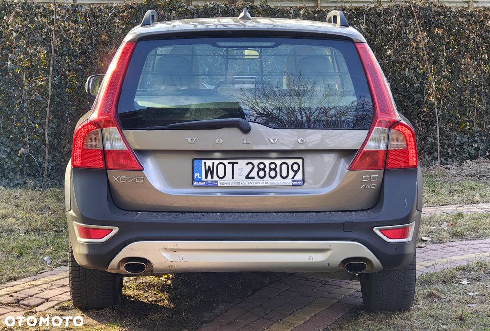 Volvo XC 70 - 4
