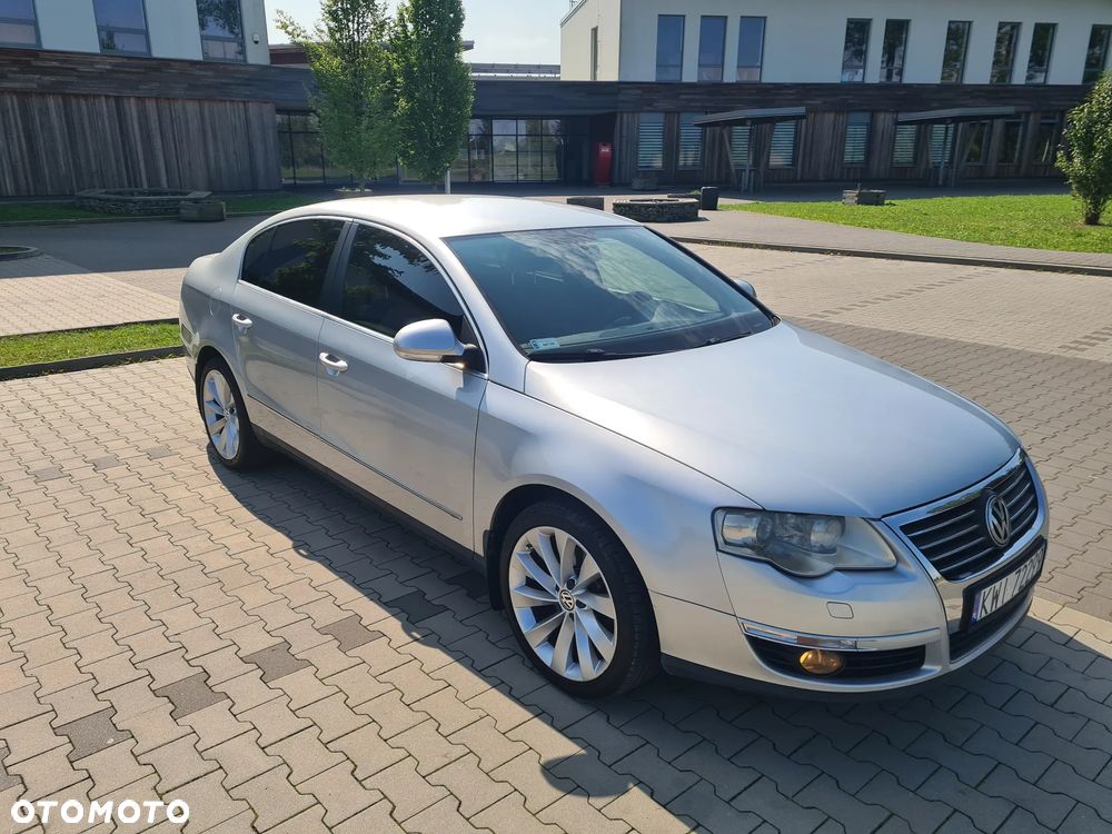 Volkswagen Passat 2.0 TDI Highline DSG - 4