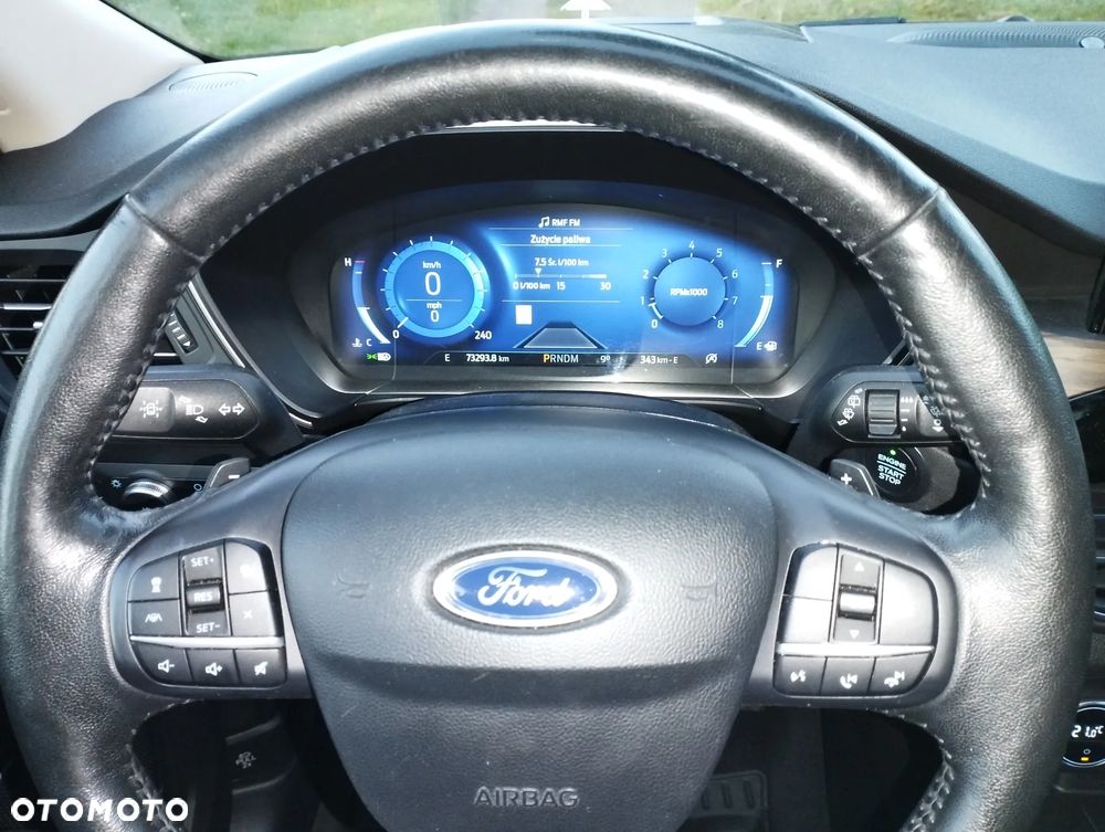 Ford Escape 2.0 EcoBoost AWD Titanium - 39