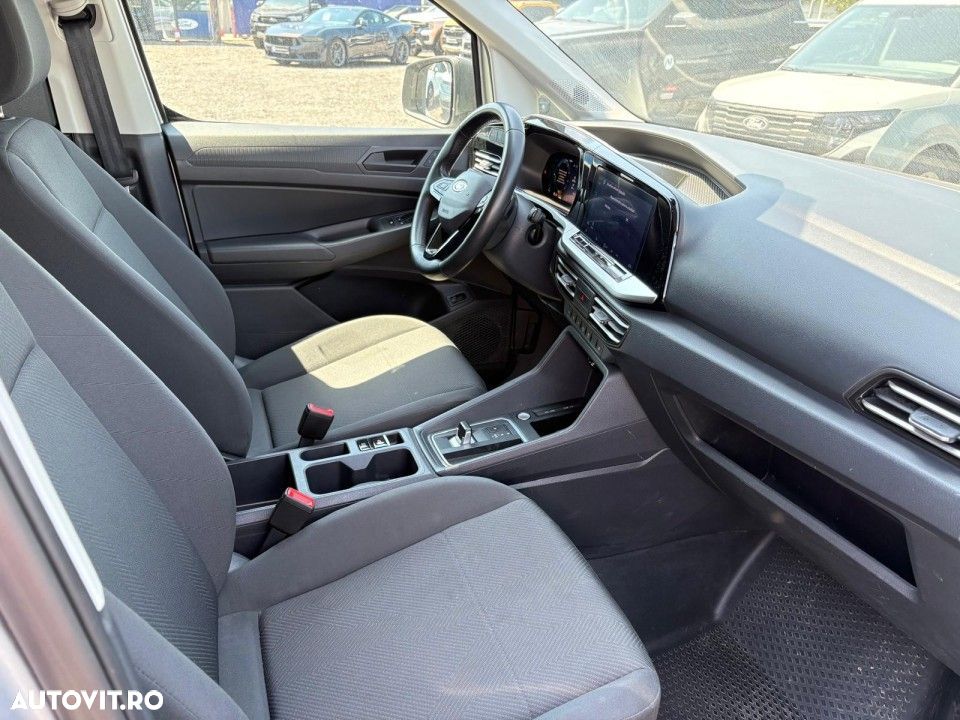 Ford Transit Connect - 14