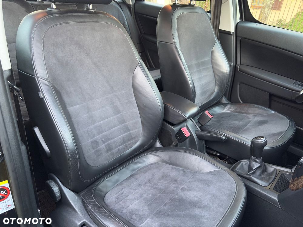 Skoda Yeti 1.8 TSI 4x4 Elegance PLUS EDITION - 11