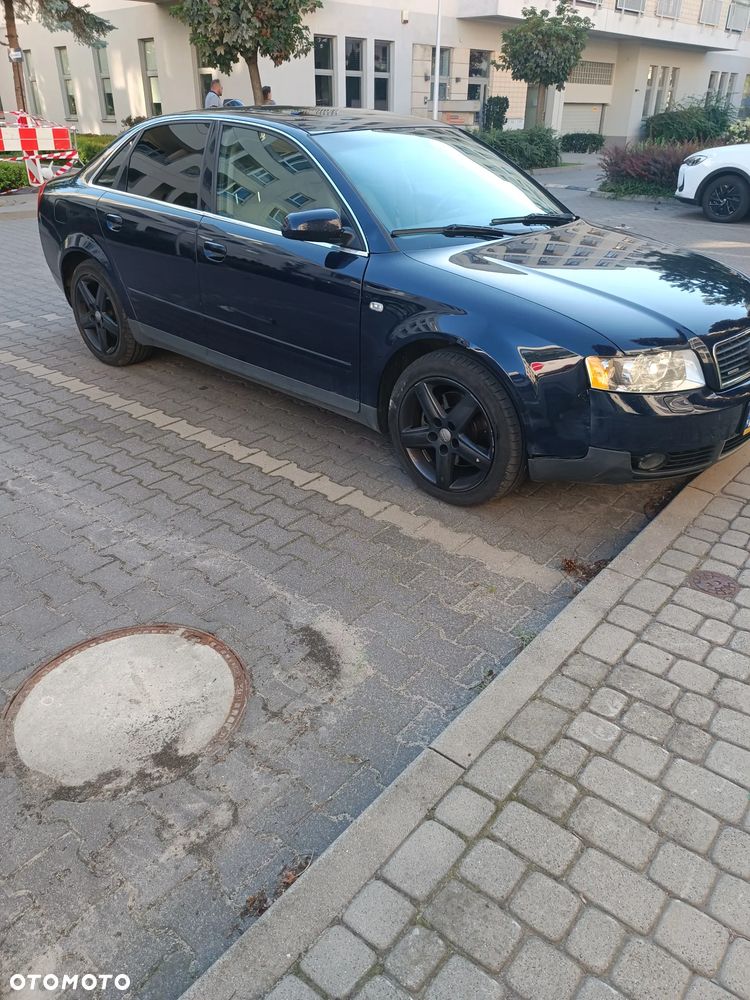 Audi A4 Limousine 3 - 2
