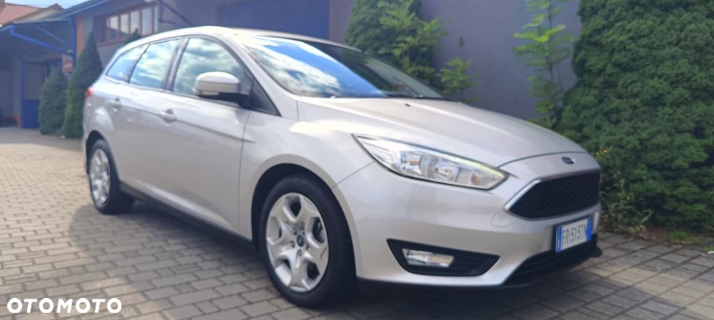 Ford Focus 1.5 EcoBlue STart-Stopp-System TITANIUM X - 4