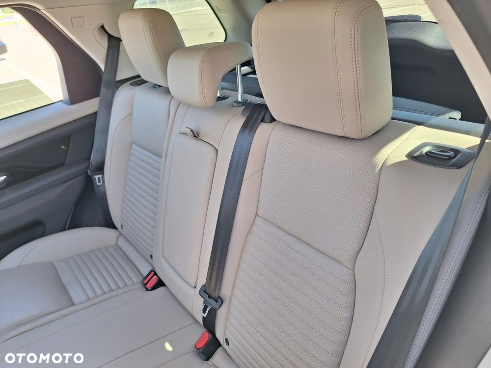 Land Rover Discovery Sport 2.0 D200 mHEV S - 10