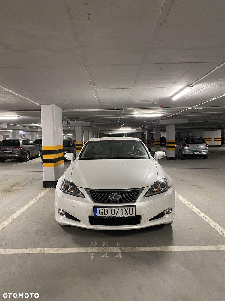 Lexus IS - 8
