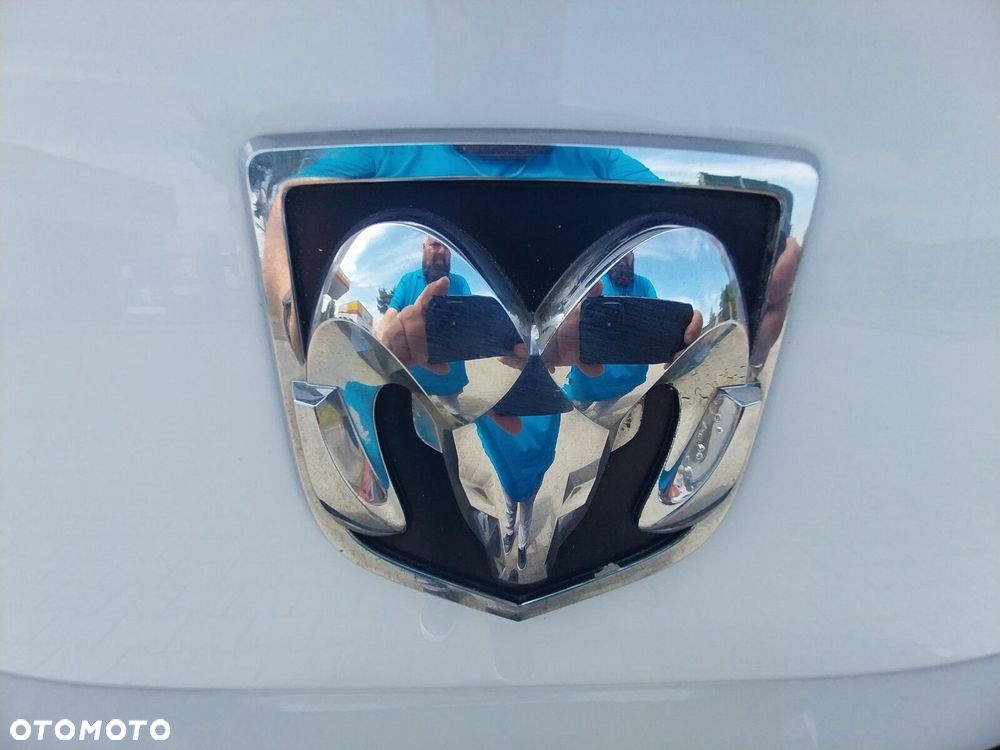 Dodge RAM - 36