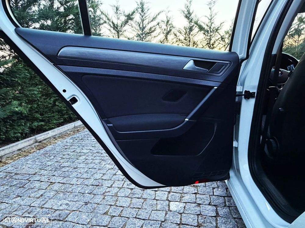 VW e-Golf Standard - 21