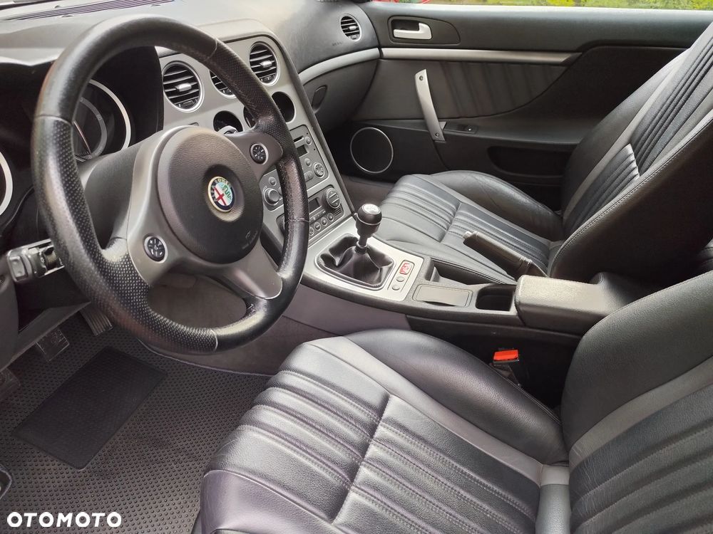 Alfa Romeo Brera 2.4JTDM - 4