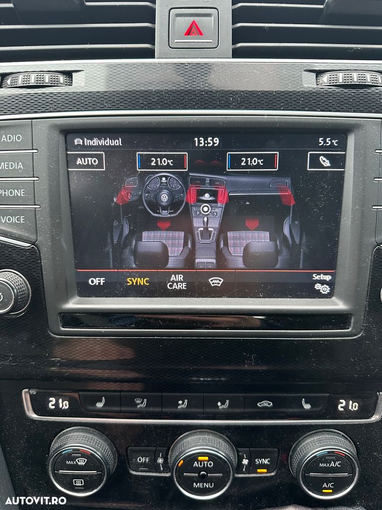 Volkswagen Golf - 20