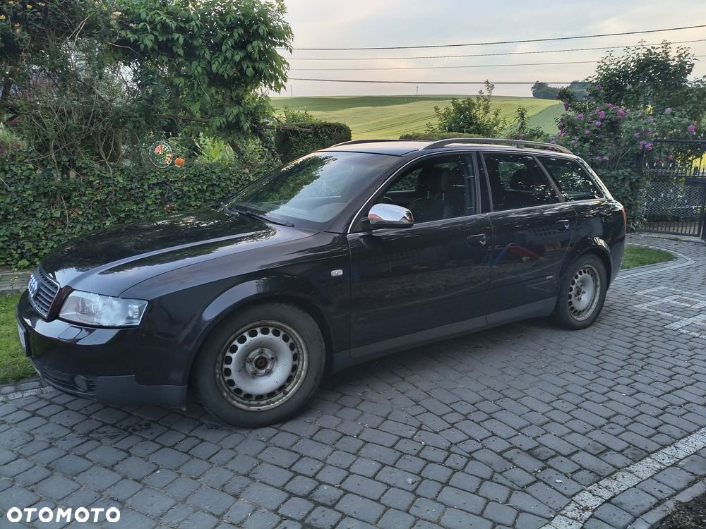 Audi A4 Avant - 1