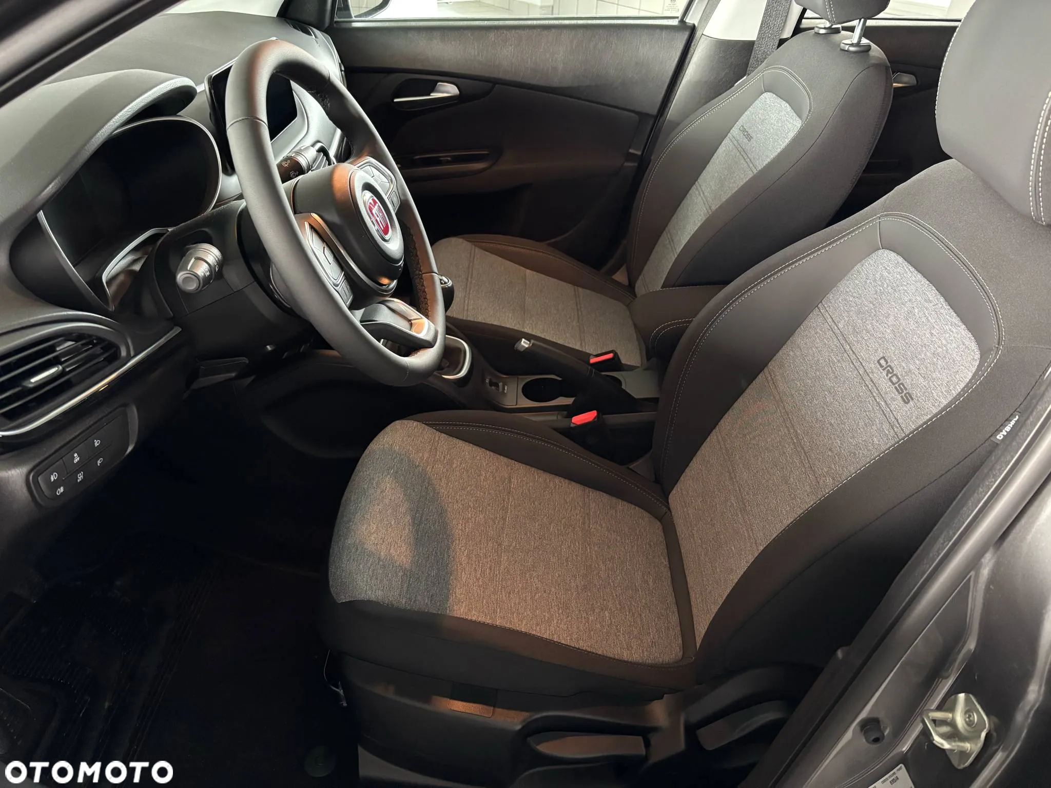 Fiat Tipo 1.0 T3 Cross - 10
