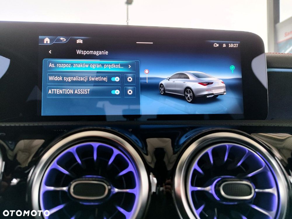 Mercedes-Benz CLA - 26