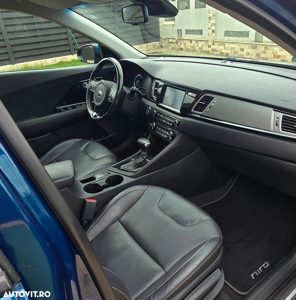 Kia Niro 1.6 GDI 2WD Aut. Vision - 7