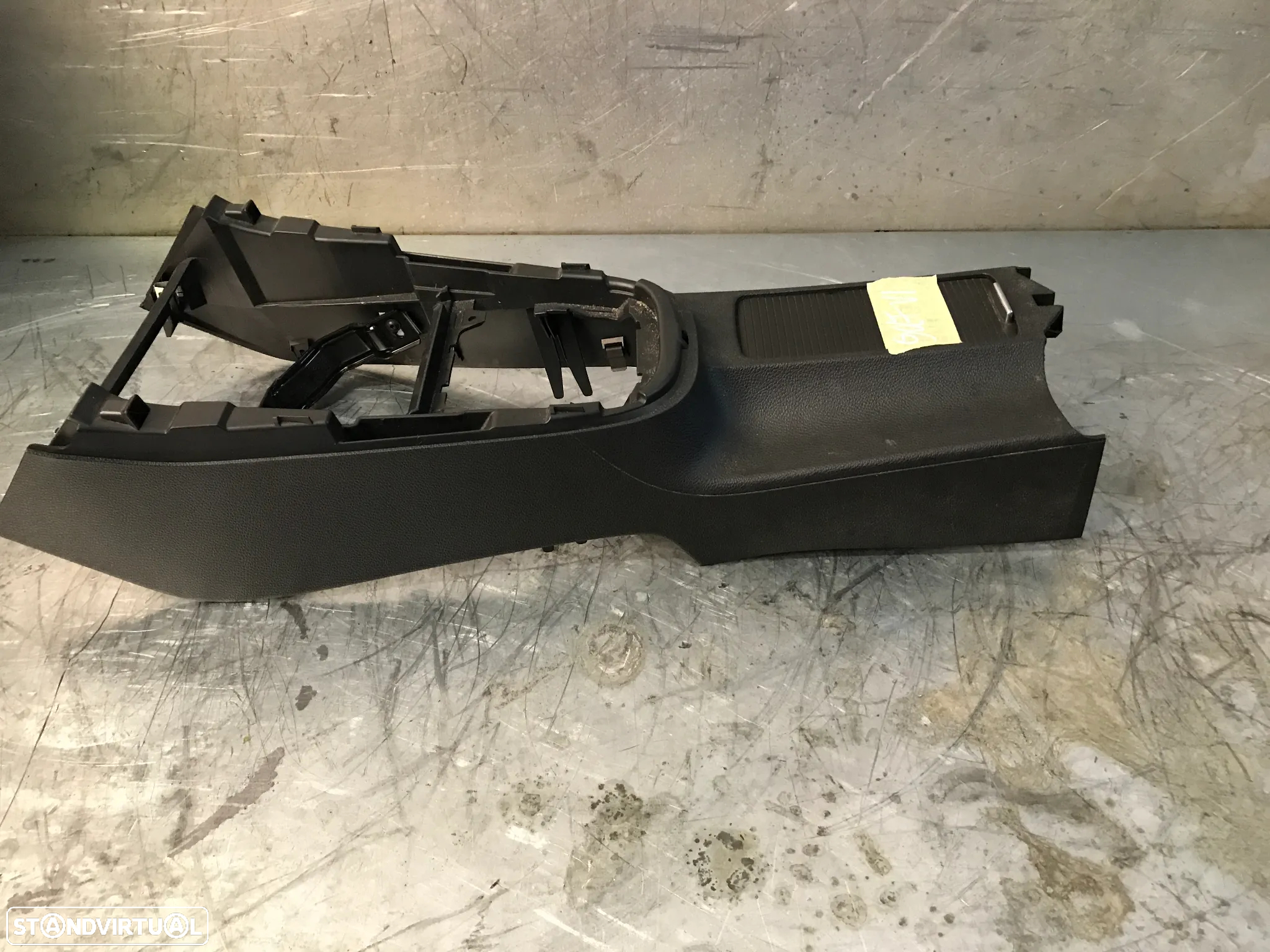 CONSOLA CENTRAL COM COMPARTIMENTO VOLKSWAGEN GOLF VI 1K0862531A - 2