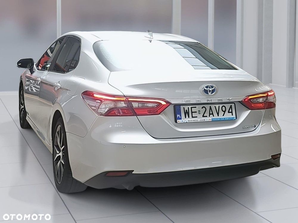 Toyota Camry 2.5 Hybrid Prestige CVT - 26