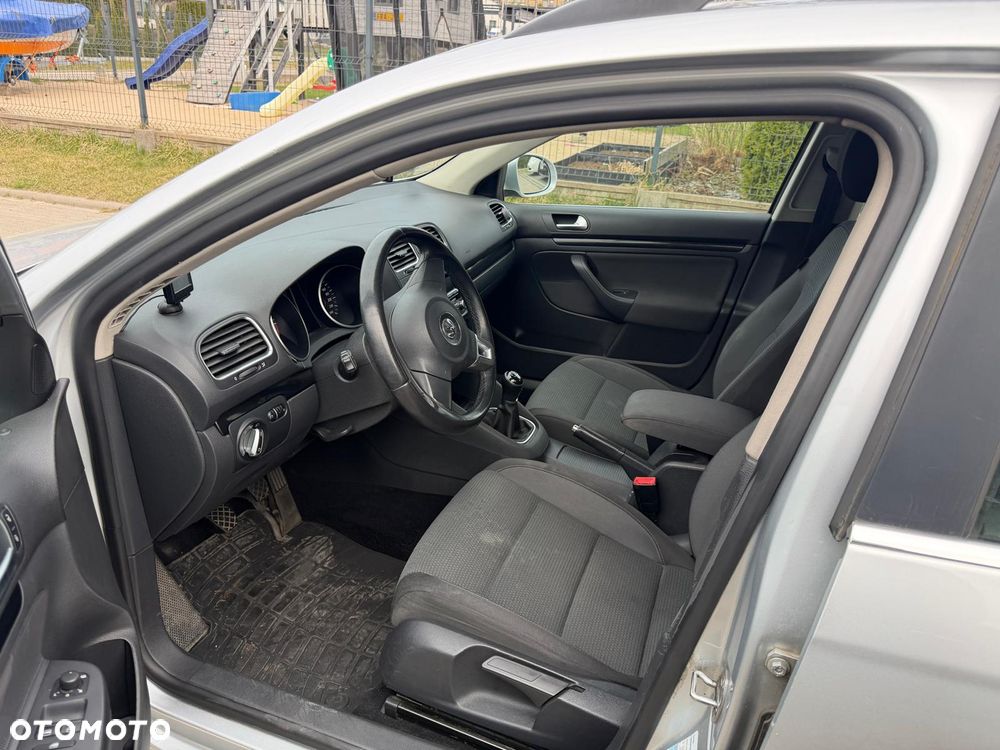 Volkswagen Golf 1.6 TDI Comfortline - 5