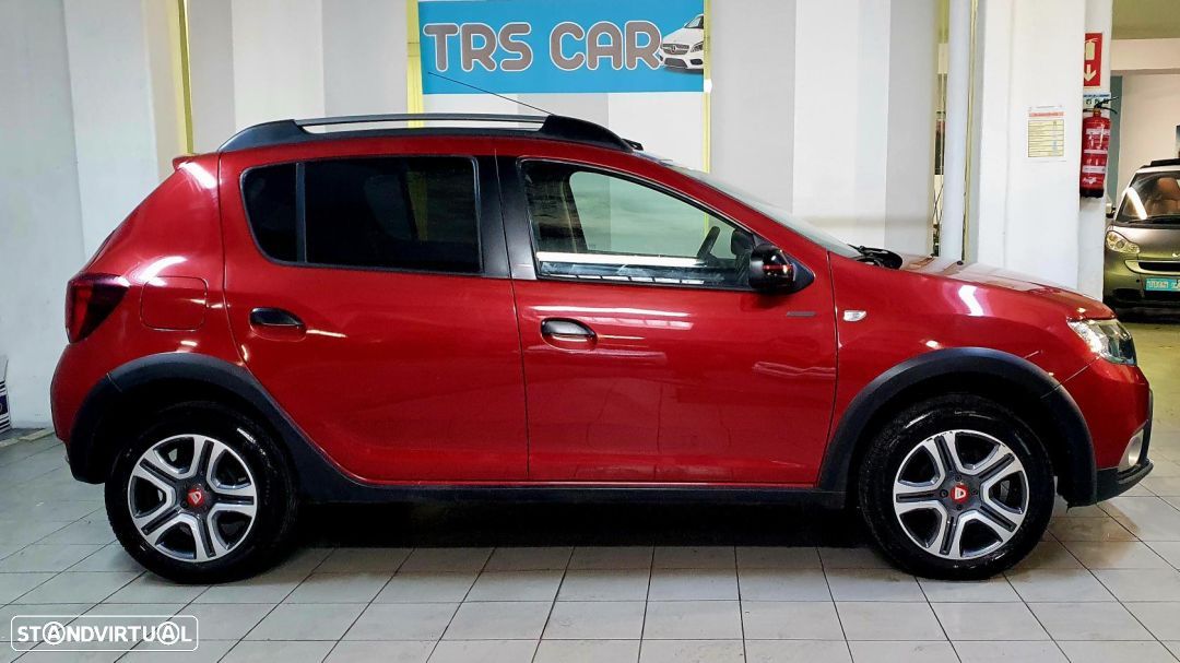 Dacia Sandero 1.5 Blue dCi Stepway - 1