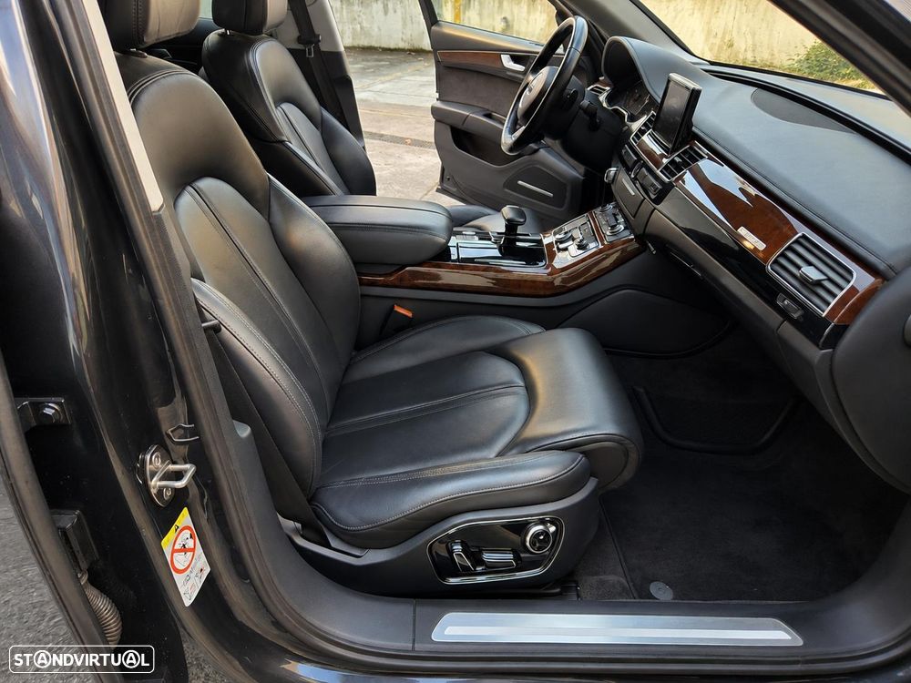 Audi A8 4.2 TDi V8 quattro - 18