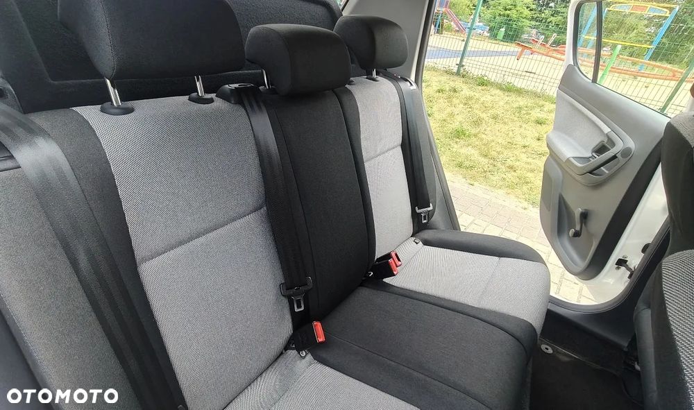 Skoda Fabia 1.2 HTP COOL EDITION - 19