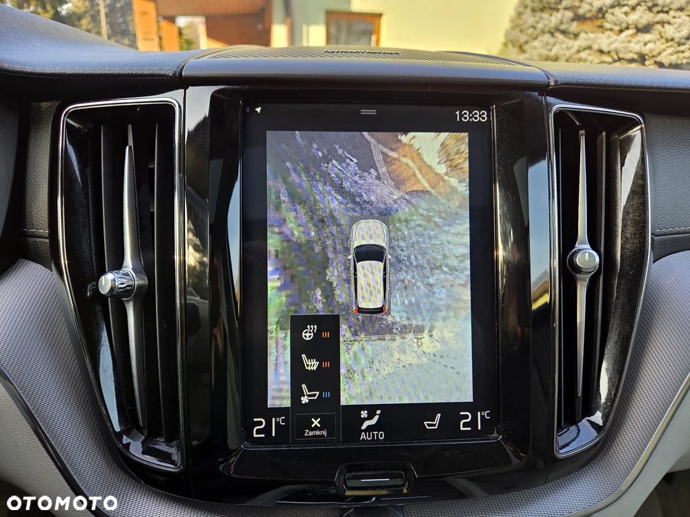 Volvo XC 60 D5 AWD Geartronic Inscription - 32