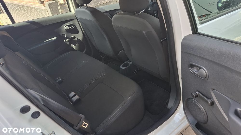 Dacia Sandero SCe 75 Essential - 13