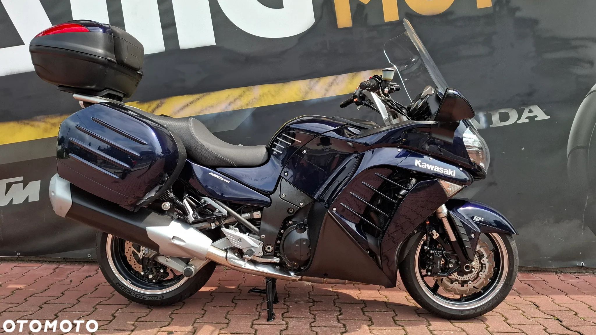 Kawasaki GTR - 1