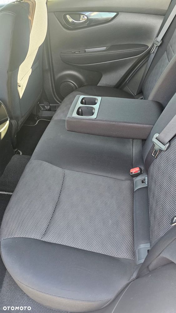 Nissan Qashqai 1.2 DIG-T N-Connecta EU6 - 20