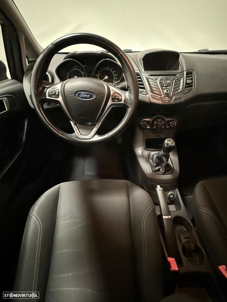 Ford Fiesta 1.0 Celebration - 6