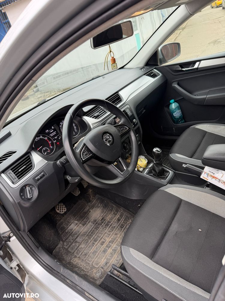 Skoda RAPID 1.0 TSI Style - 14