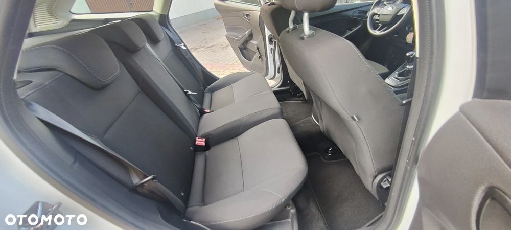 Ford Focus 1.6 TDCi Ambiente - 19
