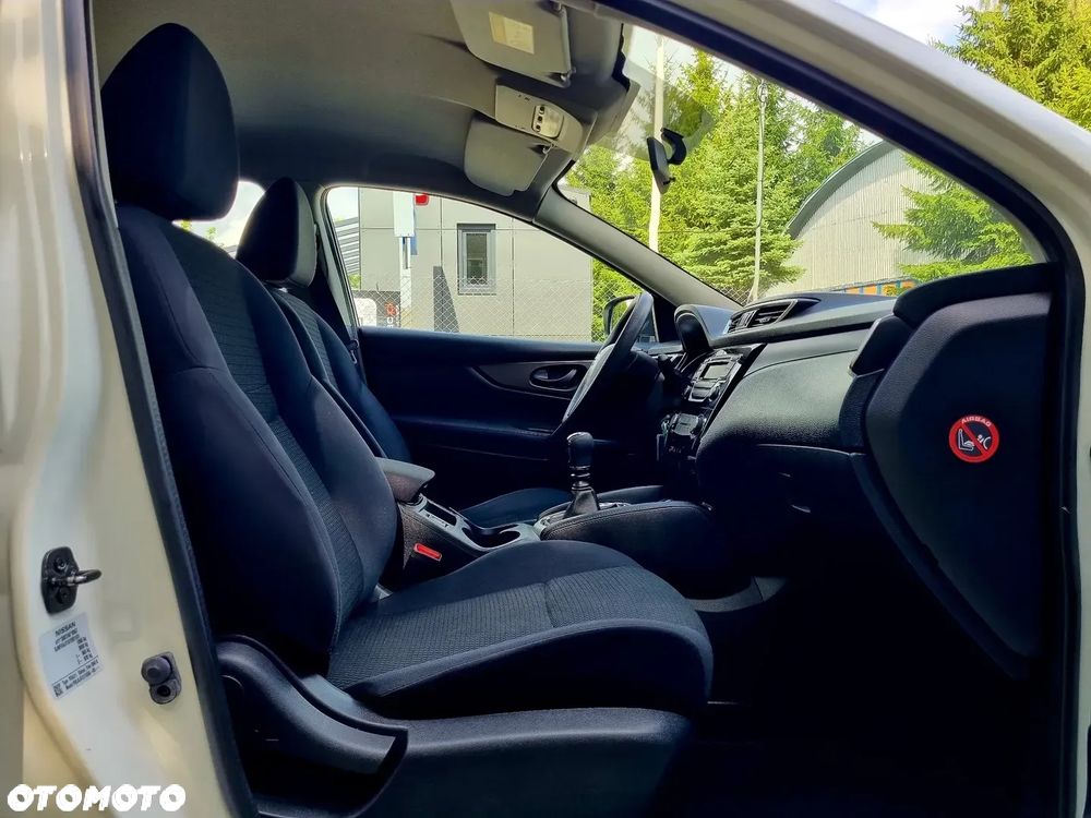 Nissan Qashqai 1.2 DIG-T Visia - 11